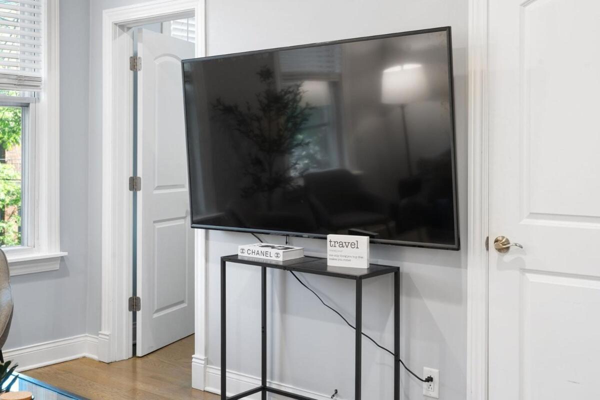 Stylish 2Br Urban Retreat In River West Chicago Extérieur photo